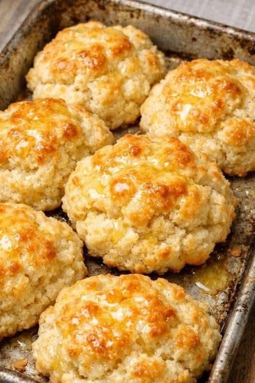 Biscuiți cu cheddar