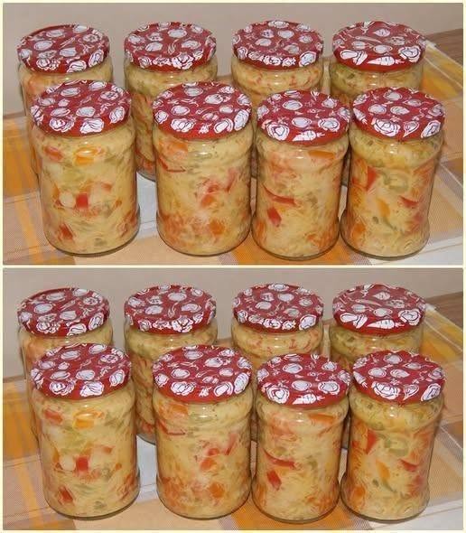Salata de iarnă cu sos de muștar este o alegere perfectă pentru sezonul rece, aducând nu doar culoare, ci și un gust deosebit în mesele festive. Această rețetă îmbină legumele proaspete cu un dressing cremos, fiind ideală atât ca aperitiv, cât și ca garnitură pentru fripturi. Află pașii simpli pentru a prepara această delicatesă care va încânta întreaga familie