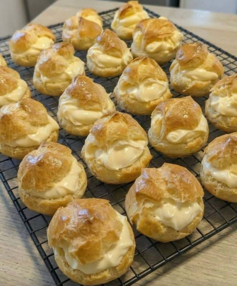 Celebre Cream Puffs cu umplutură celebră