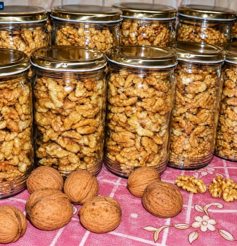 Rețineți bine această metodă de păstrare a nucilor: Își vor păstra gustul minunat și nutrienții valoroși!