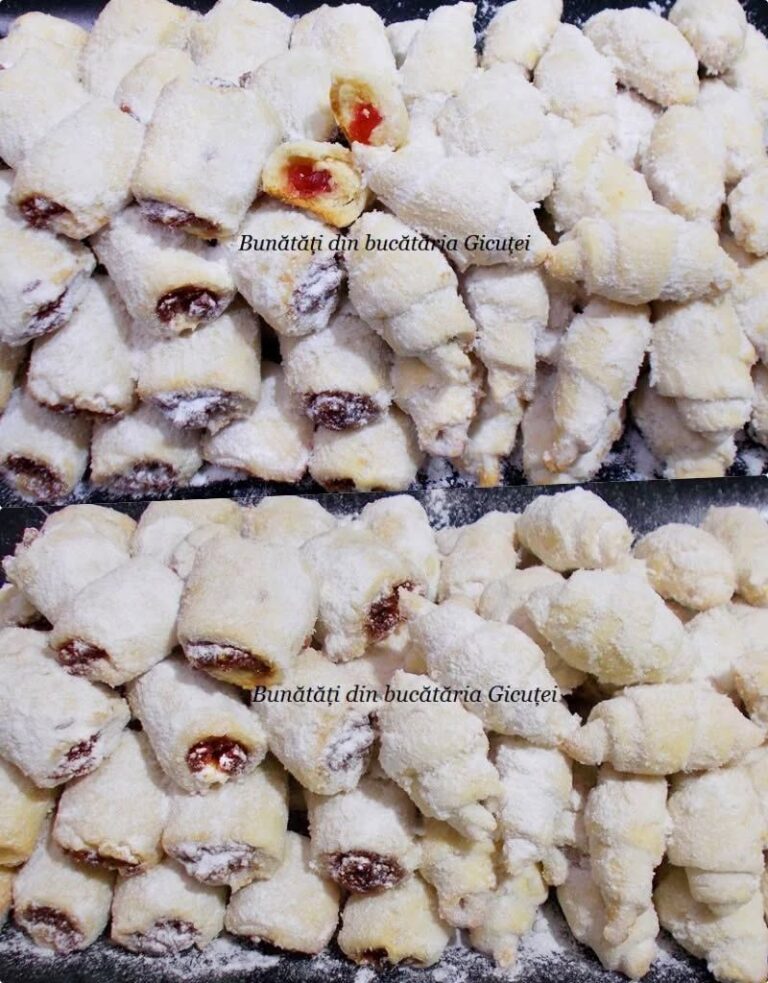 Cornulețele fragede cu smântână, untură sau unt sunt o delicatesă care se topește în gură,