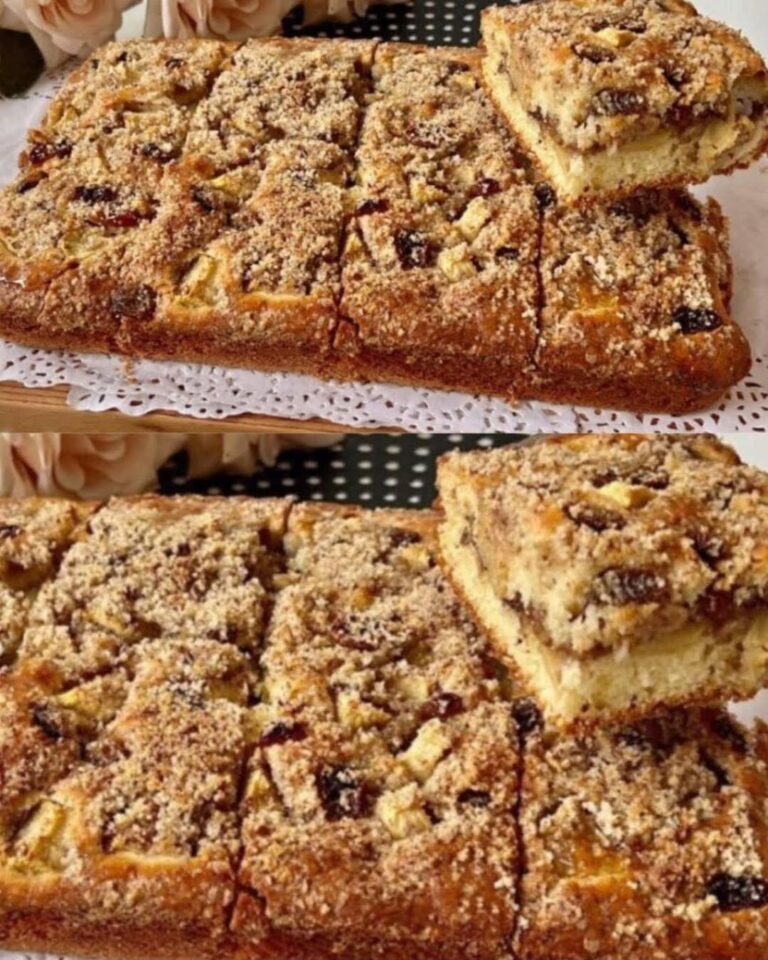 Luați 2 mere și bucurați-vă de cea mai moale prăjitură: rețetă rapidă, delicioasă și pufoasă ca o spumă!