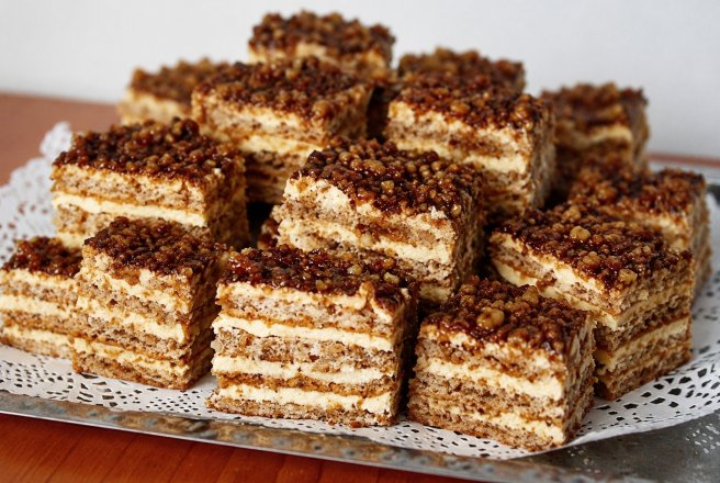Desert prajitura cu nuca