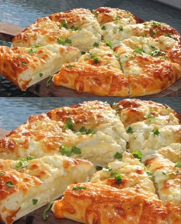 Noua pizza HIT pe care o poate face oricine în 10 minute – pizza moale cu brânză